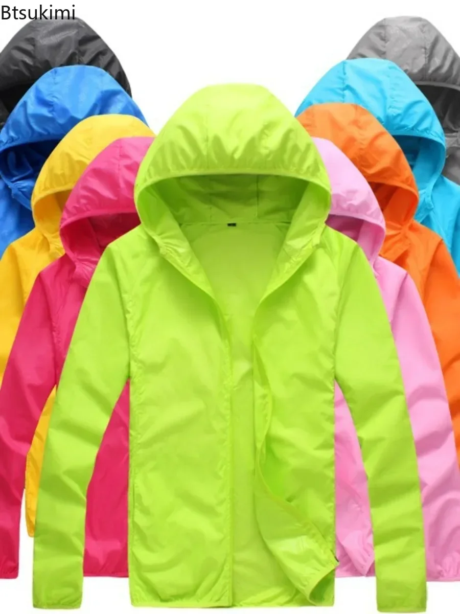 

2025 Spring Summer Men Ultrathin Sunscreen Hooded Jacket Outdoor Couple Lightweight Windbreaker Quick Dry Sun Protective Coats