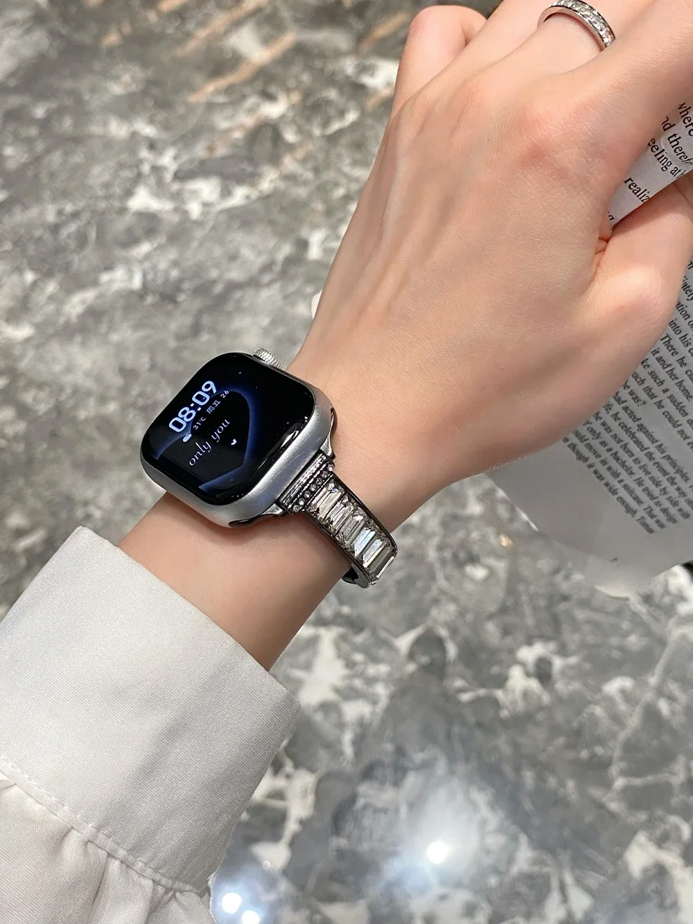 Nice Bling Stainless steel bracelet link For Apple Watch band Series 8/7/6/10/9 40mm 41mm 38mm 42mm 44mm 45mm 46mm Strap