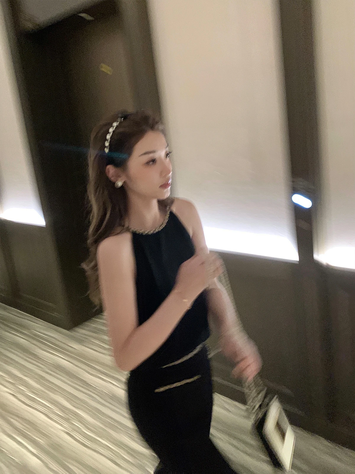 

Low Pixel Bla Ne Hanging Strap Vest Top Women's Original Design Loose Fit Polyester ort Pure Color Faion Summer 2023