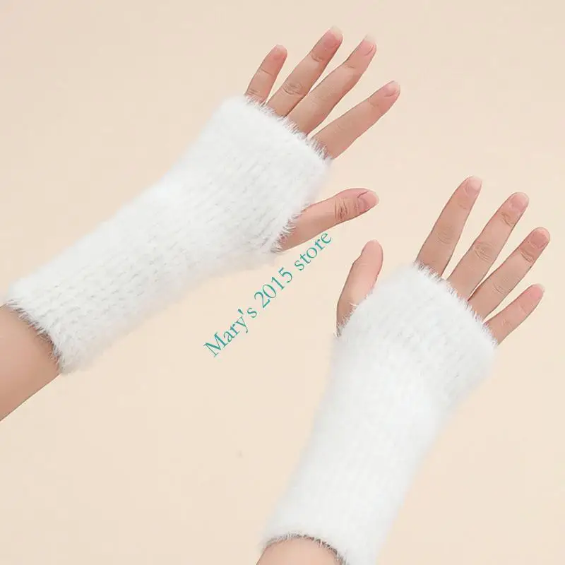 Plush Fingerless Gloves with Open Fingertips and Stretchy Polyester Construction for Cold-Weather Phone and Tablet Use