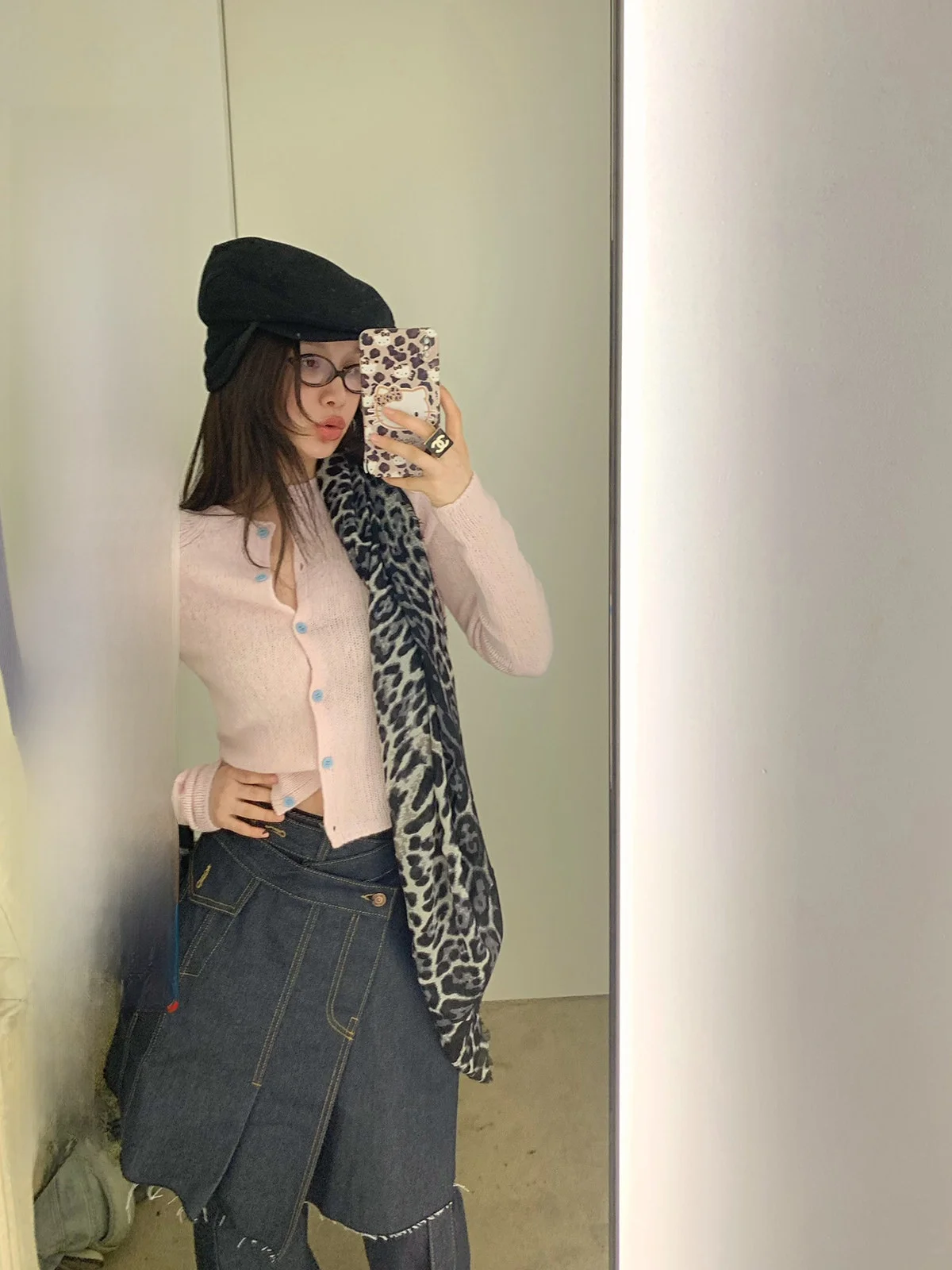 

IUIU AJing Home 29 2000 Новинка 95 Антивозрастной вязаный свитер ярких цветов круглый Ne Long Sve ort Length Свободный крой для женщин ...