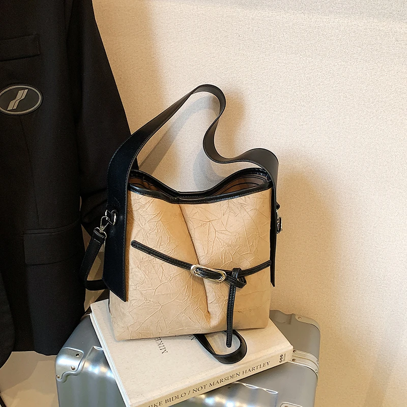 

Elegant Ladies Leather Shoulder Bag, Women Crossbody Messenger Handbags, Popular Classic Tote Bags By Luxury Brand