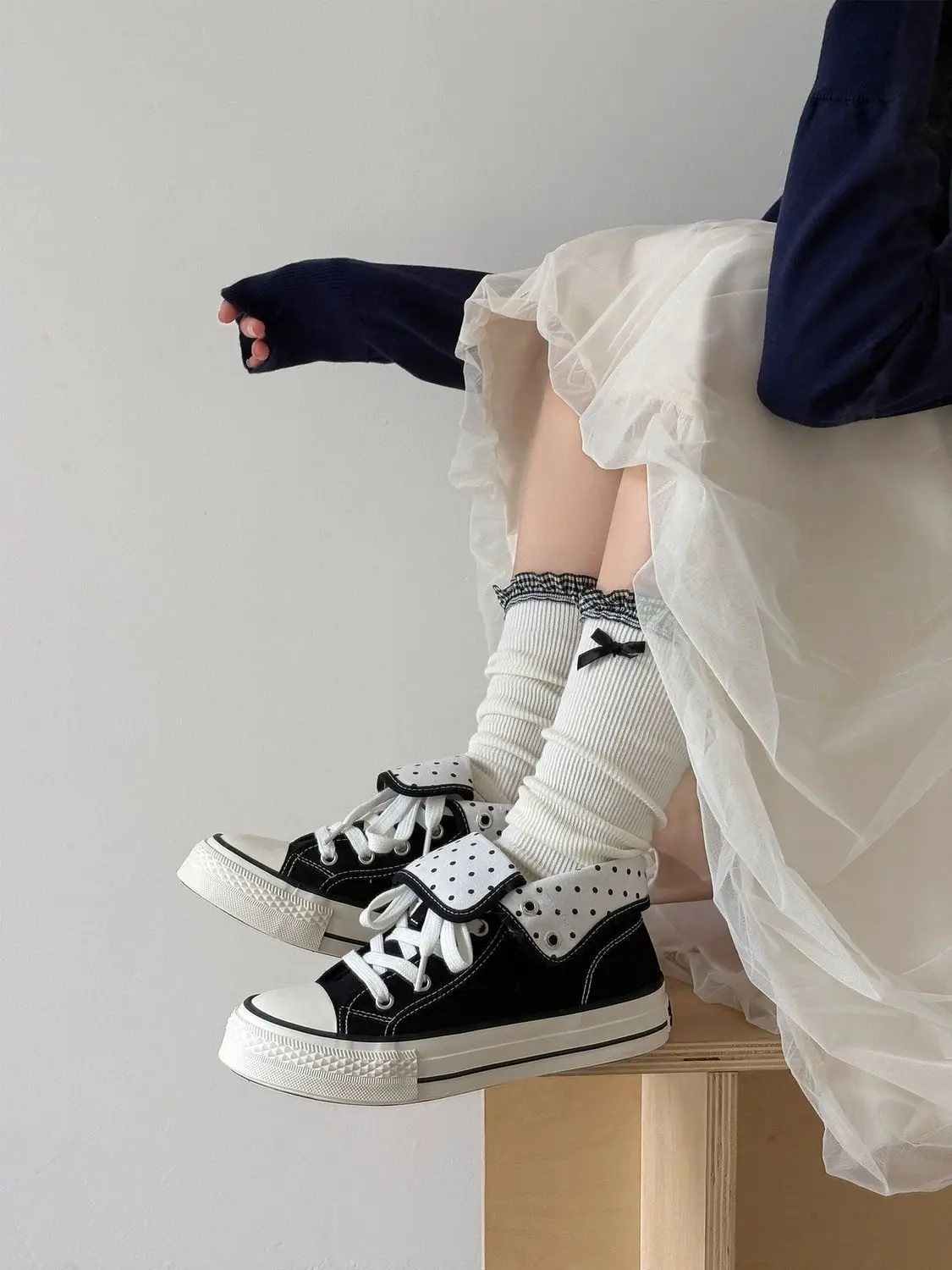 Neue High Help Canvas-Schuhe mit Punkten, Damen-Freizeitschuhe, vulkanisierte Sneakers, bequeme Sport-Walking-Plattform-Flats für den Frühling. – Detail 11