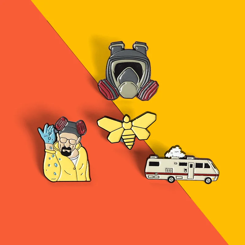 Cartoon Bee Brooch Breaking Bad Alloy Brooch Creative Metal Badge Fashion Bus Style Pins Badge Clothing Jewelry Accessories