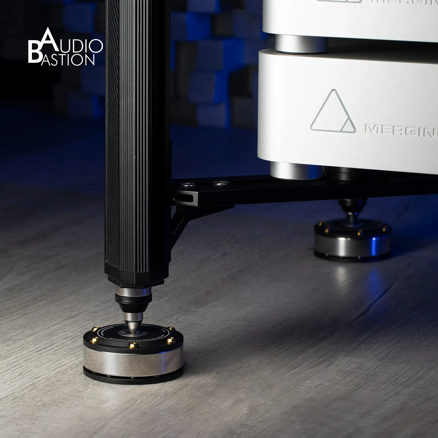 Audio accessories shock pad AudioBastion Edinburgh Titan upgraded carbon fiber shock-absorbing foot pad rack