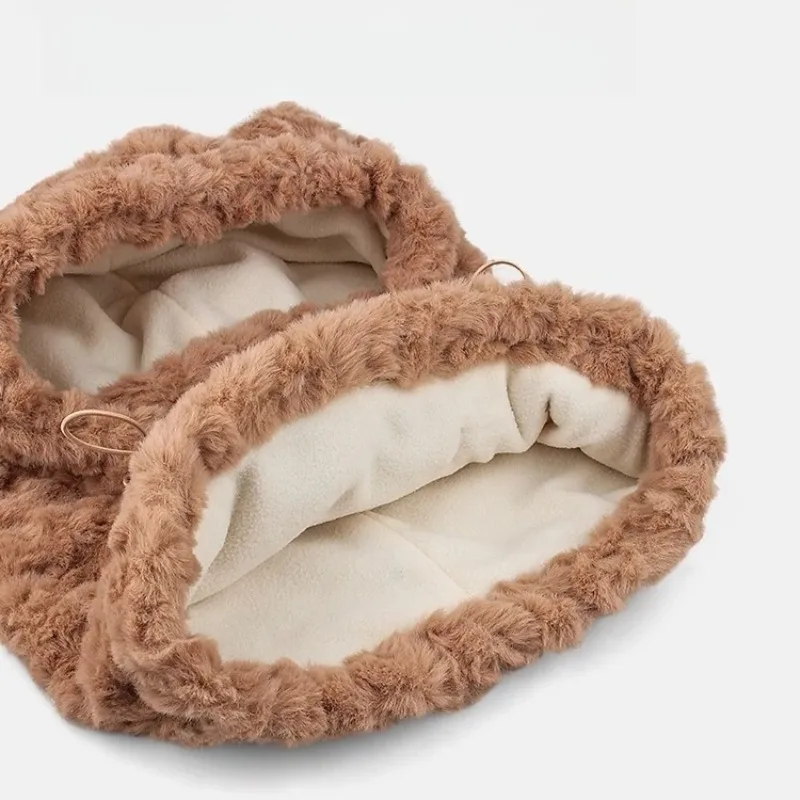 女性の冬用暖かいぬいぐるみ帽子スカーフセットかわいいクマの耳ビーニー、防風フード付きスカーフオールインワン耳保護キャップ