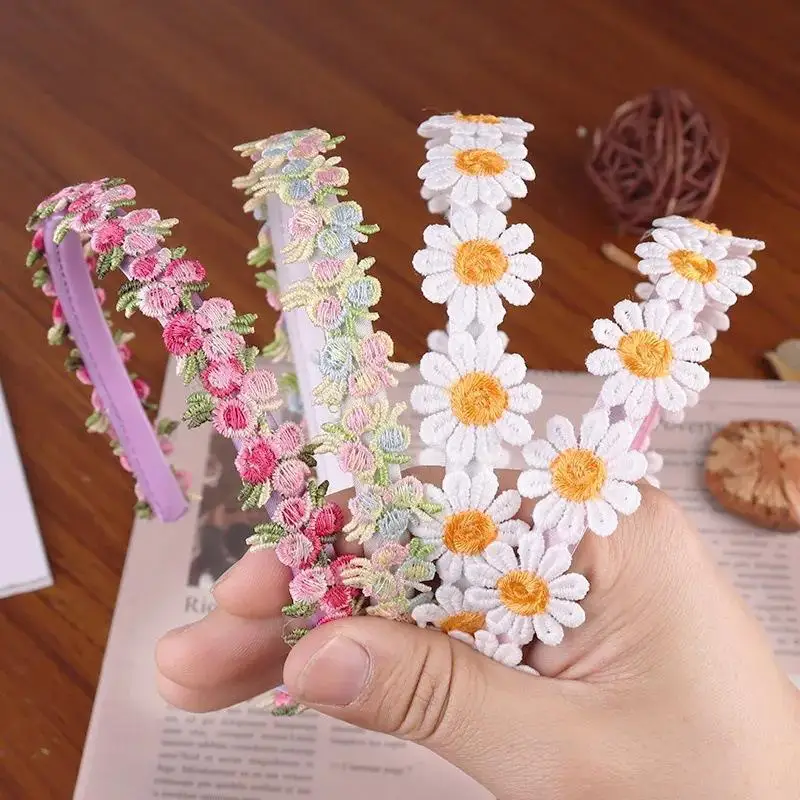 Floral Pattern Embroidered Headband Non-slip Soft Hair Hoop 1Pcs for Face Washing Skincare Makeup Women Girls Hair Accessory
