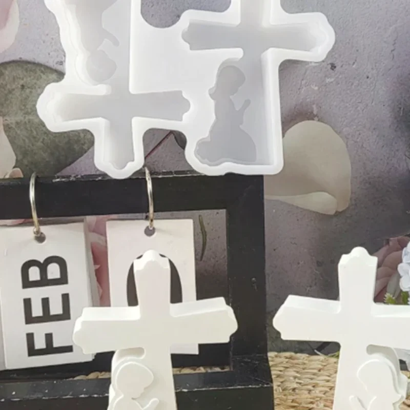 

Cross Little Boy And Girl Prayer Candle Plug Silicone Mold DIY Gypsum Candlestick Base Decorative Ornament Resin Mold Handicraft