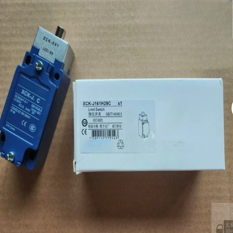 

Brand New Original XCKJ161H29C XCKJ161H29 Limit switch, XC Standard, XCKJ 1NC+1 NO, snap action, M20 Fast shipping