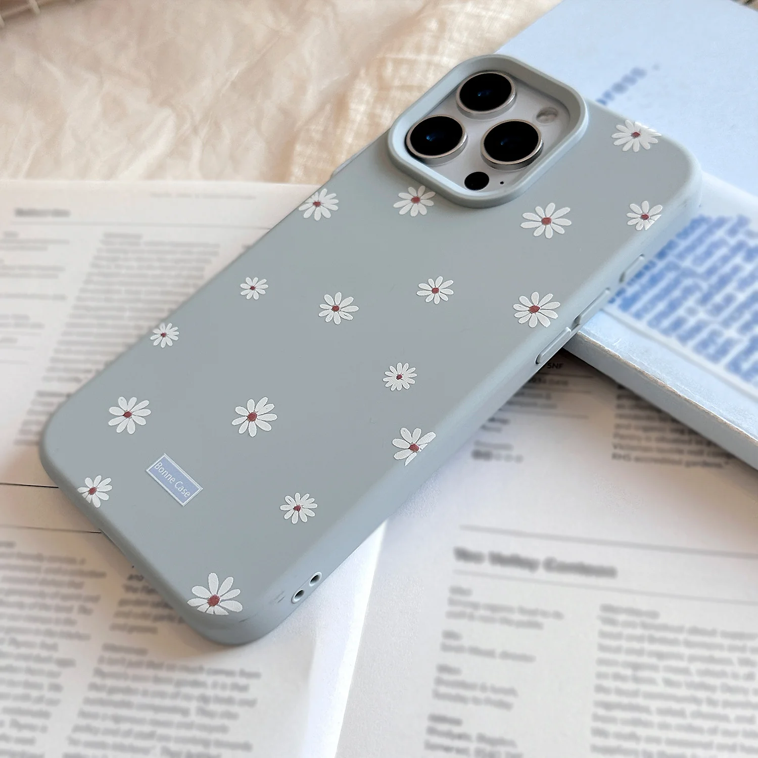 Ins Style Daisy Small Flower Phone Case For iPhone 18 17 16 PRO Pro Max 15 14 Plus 13 12 11 Shockproof Candy Soft Silicone Cover