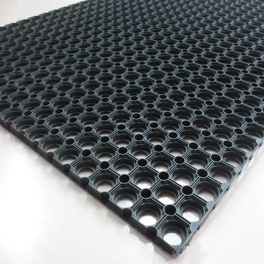Tappetino in gomma antiscivolo con foro di drenaggio per area bagnata 2025 per officina di cucina industriale