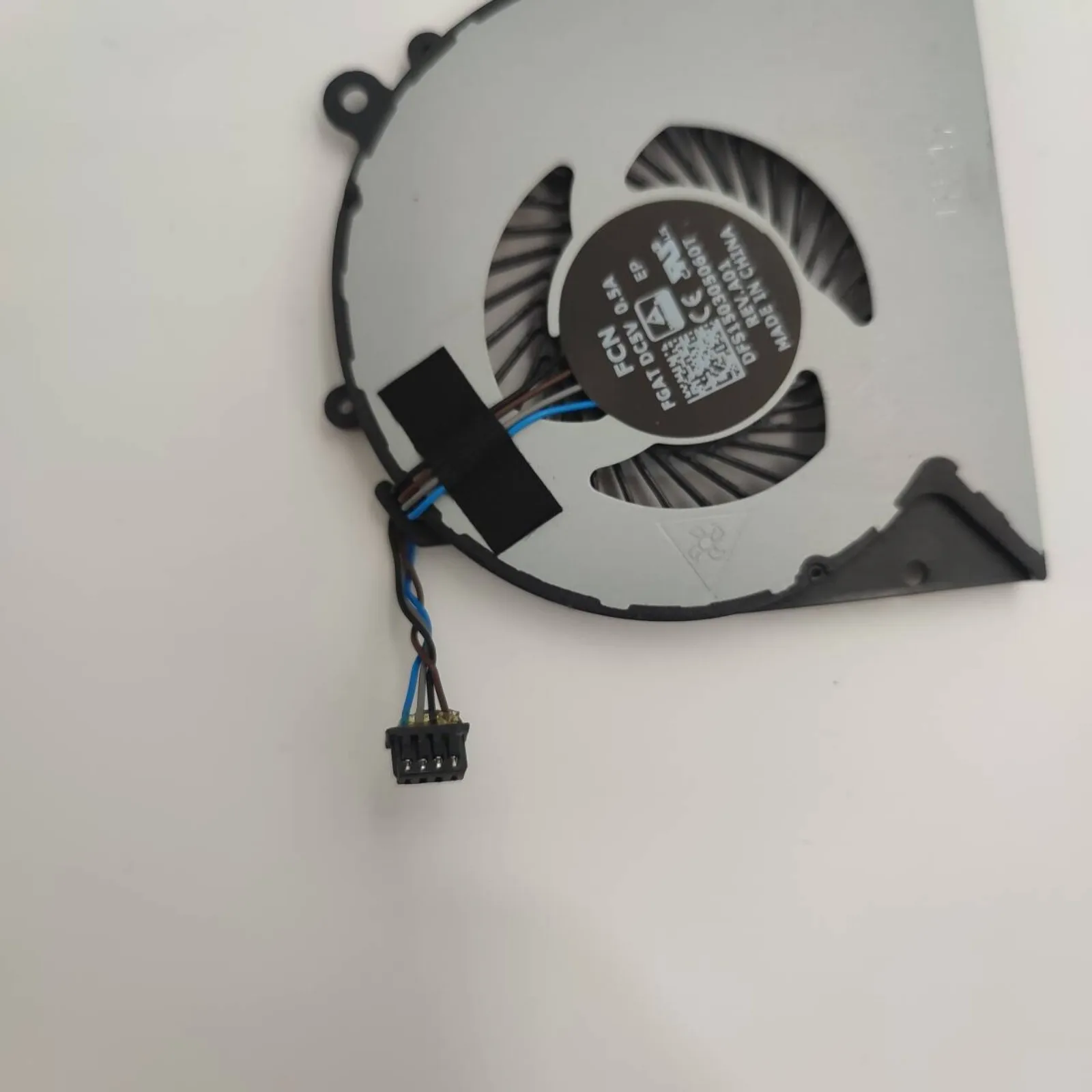 

for HP EliteBook 820 G3/825 G3/720 G3/725 G3/820 G4/725 G4 Laptop CPU Cooling Fan