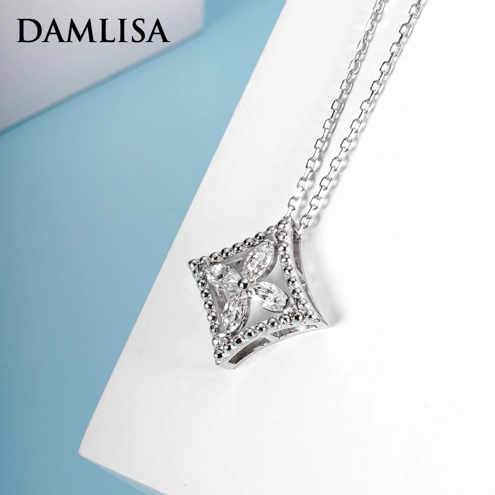 DAMLISA 0.2ct Marquise Cut Flower Moissanite Pendant Necklace 925 Sterling Silver 18K Gold Plated Wedding Party Chain Pendant