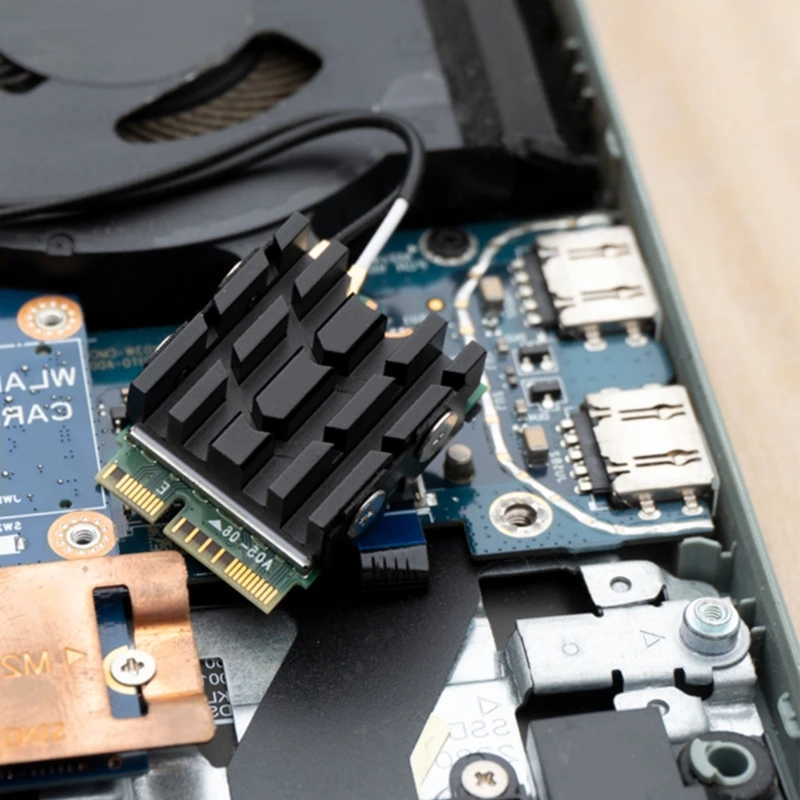 مشعات M.2 SSD 2230 SSD تبريد الهواء بالوعة الحرارة غرفة التبريد النشطة مروحة التبريد SSD دروبشيب