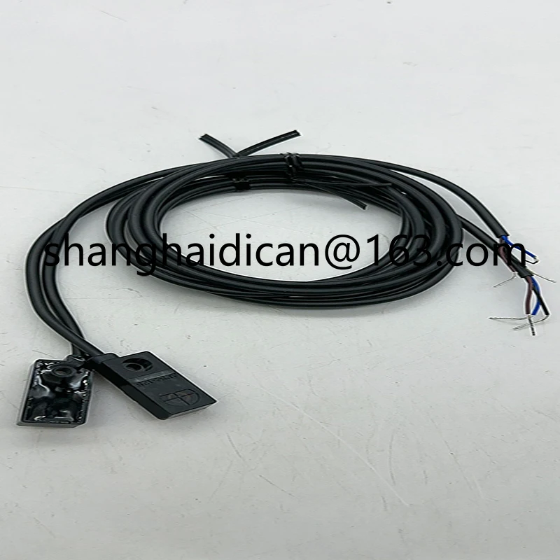 New Small Square Pr…