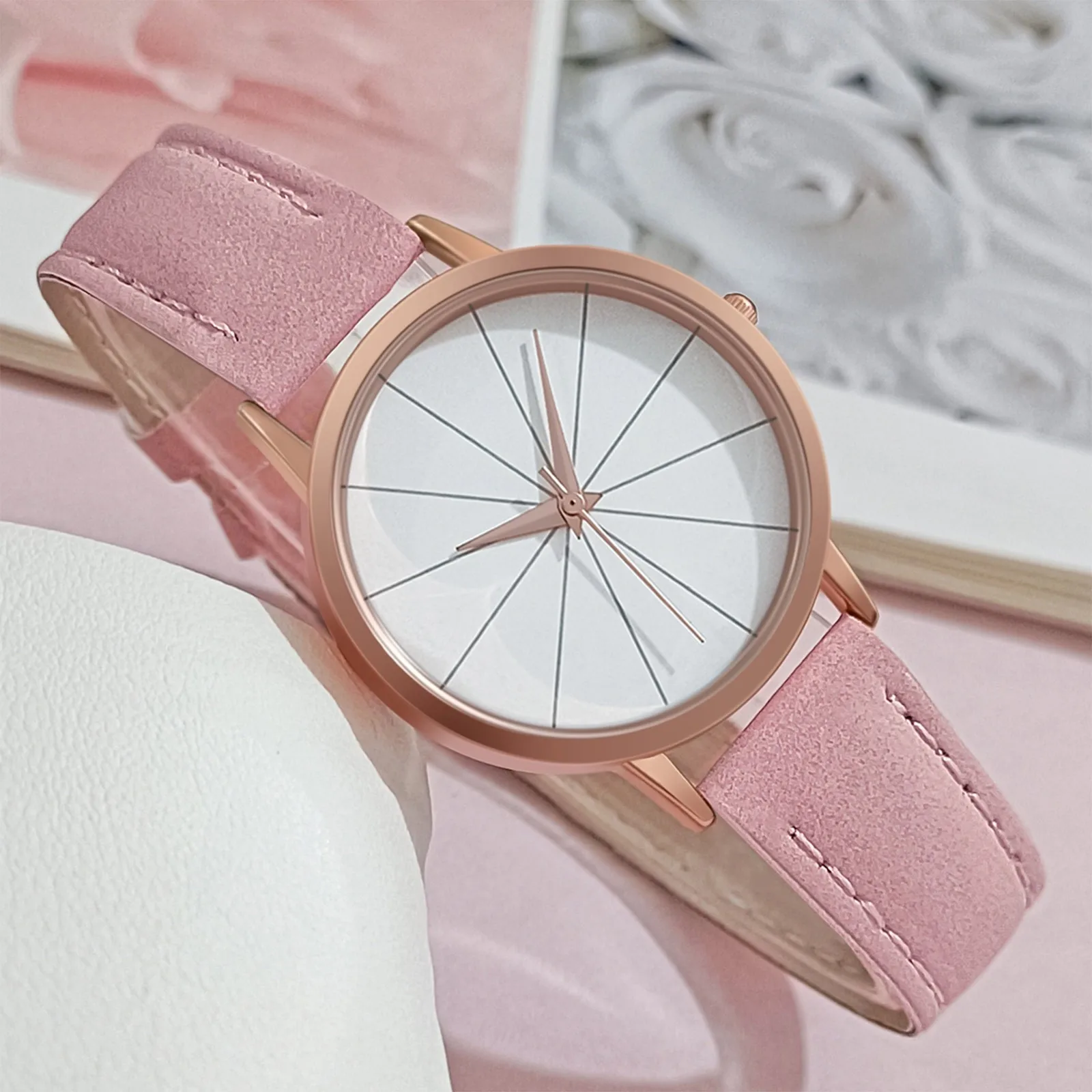 Prosty zegarek kwarcowy w stylu prosty zegarek damski z paskiem wykwintna skóra zegarki damskie Montre Femme