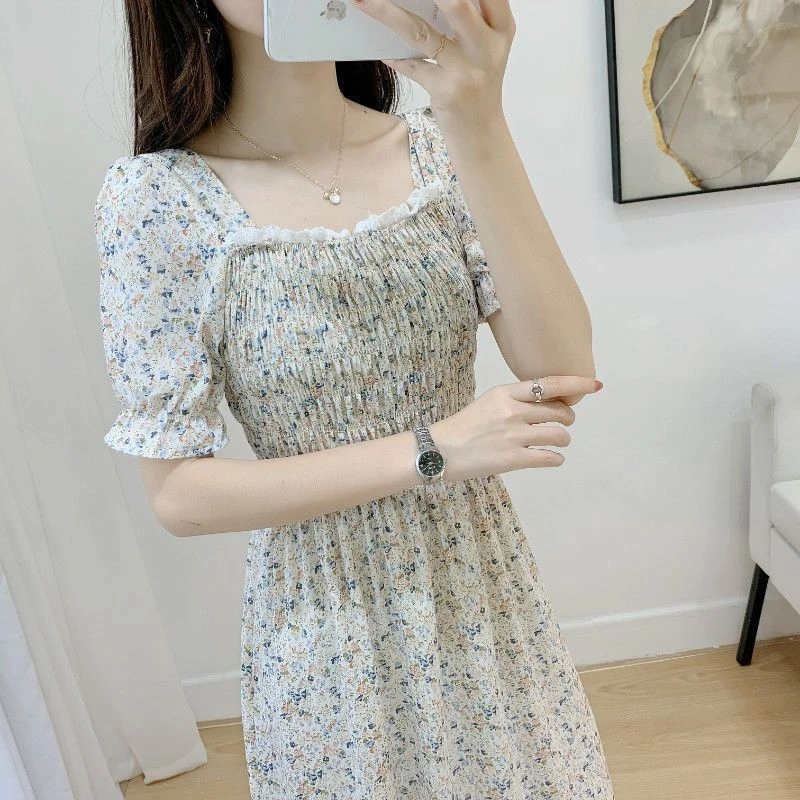 

Elegant Floral Print Square-Neck Midi Dress With Short Sleeves, Ruffled Waist, And Puff Sleeves In Chiffon