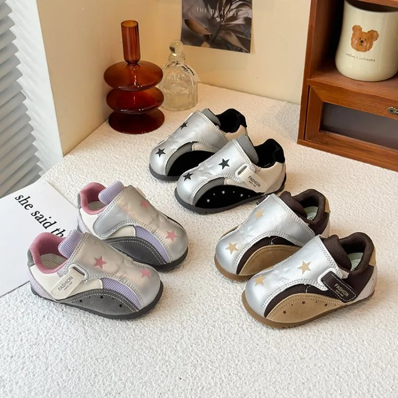 5-12 Year New Kids Shoes Microfiber Leather Toddler Boys Barefoot Shoe Star Soft Sole Girls Outdoor Tennis Fashion Kids Sneakers