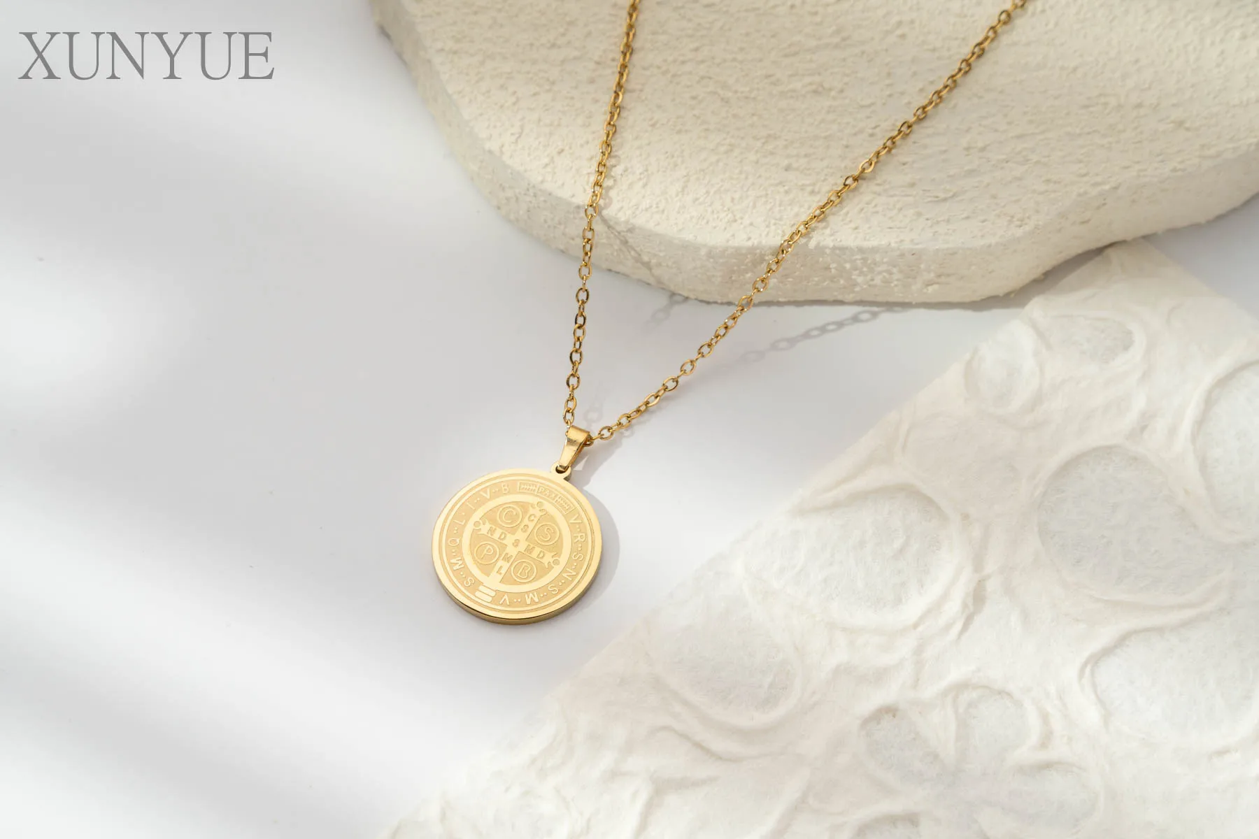 Wholesale Stainless Steel Catholic Priest Saint Bendick Pendant Christian Exorcist Necklace Titanium Charms Religious Jewelry