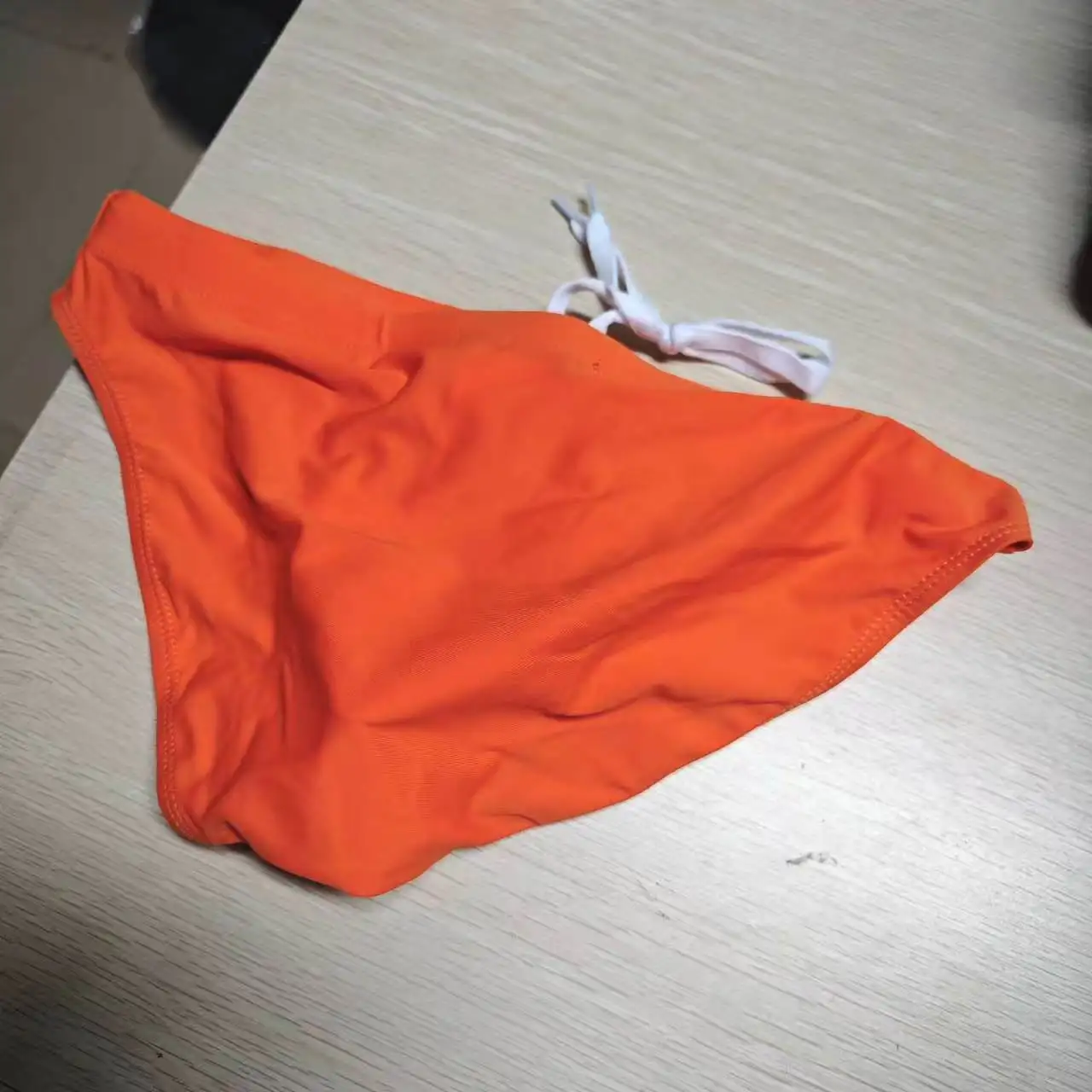 simple  small triangle swimming trunks with cup size to prevent embarrassment and quick-drying foreign trade beach briefs 096