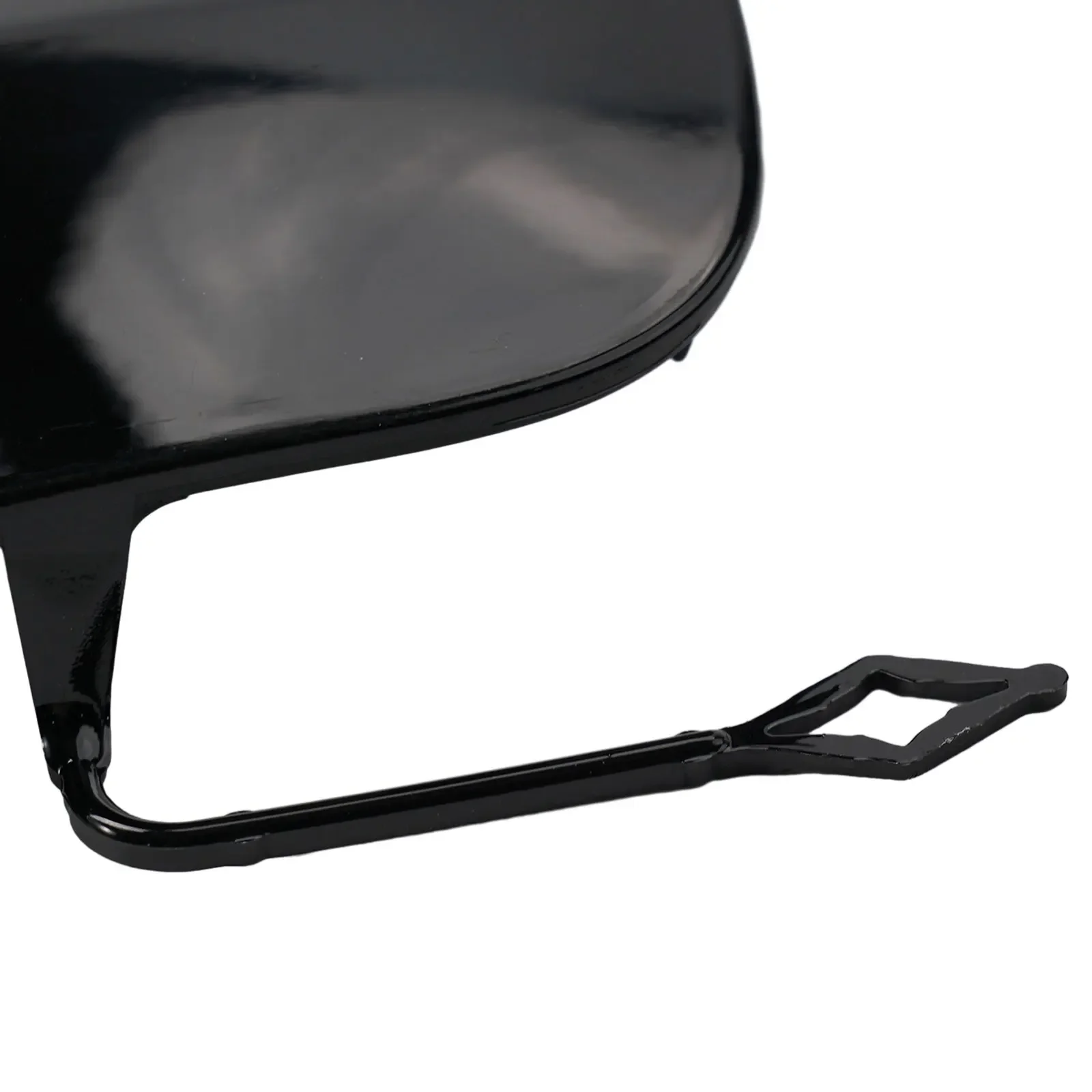 7376447 51117376447   牽引フックアイカバートレーラーカバーフロントバンパー牽引フックアイカバークラブマン F54 2014-2017