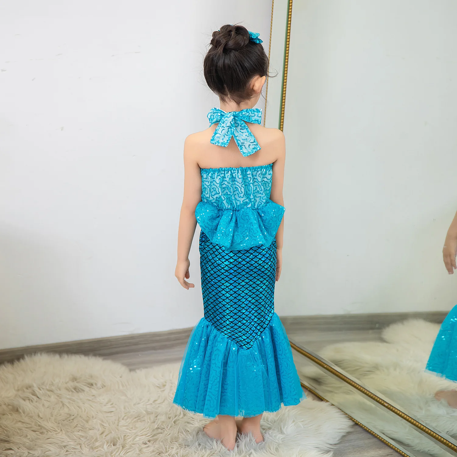 Mermaid Princess Cosplay Dreamy Mermaid blue dress Costume Halloween for kid model mermaid Tail