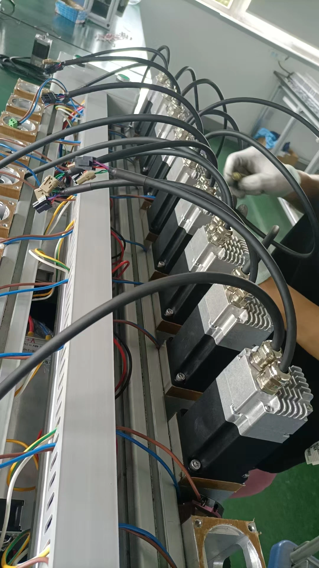 Siheng Motor Factory 80mm 2.39nm 750W 48VDC Canopen Servomotor Driver Codificador absoluto 17bit CE Aprobado Imán permanente