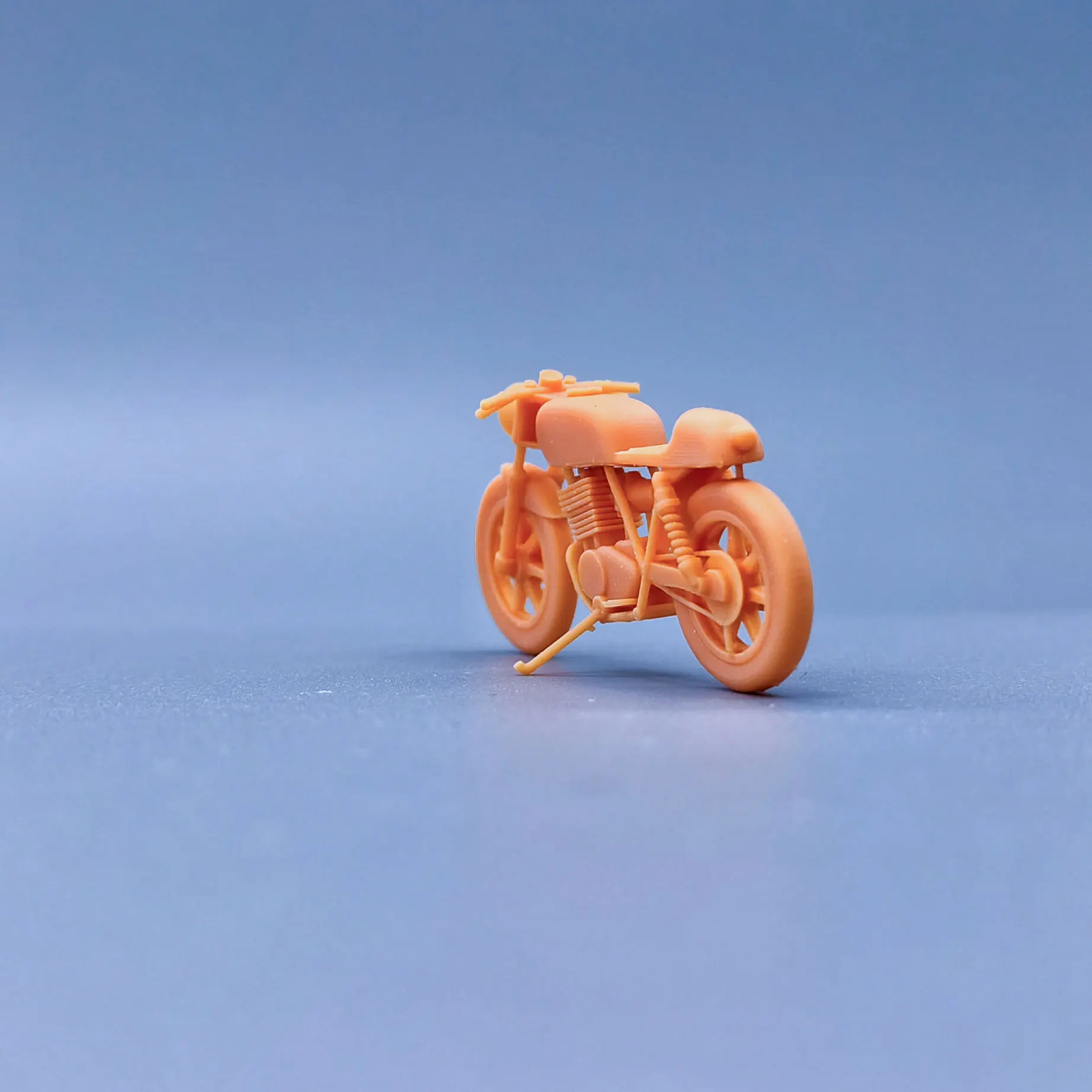 1/64 1/43 Model w skali żywicy Powiedział, że to motocykl kawowyNiekolorowa miniaturowa diorama ręcznie malowana S317