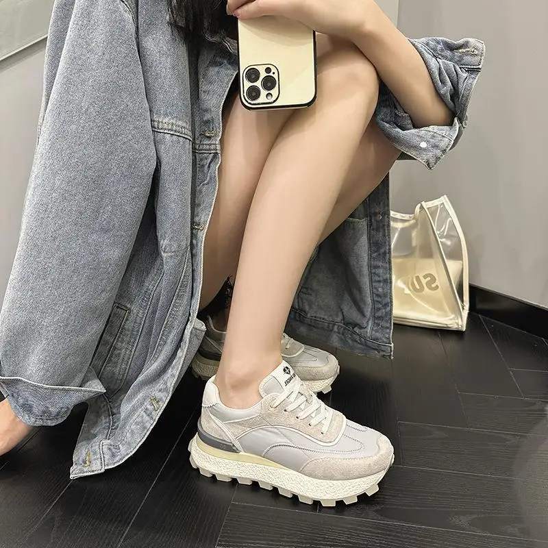 

Women's Retro Versatile Thick Bottomed Leather Waffle Shoes Sports Dad Shoes Korean Style round Toe Flat Heel Pure Color