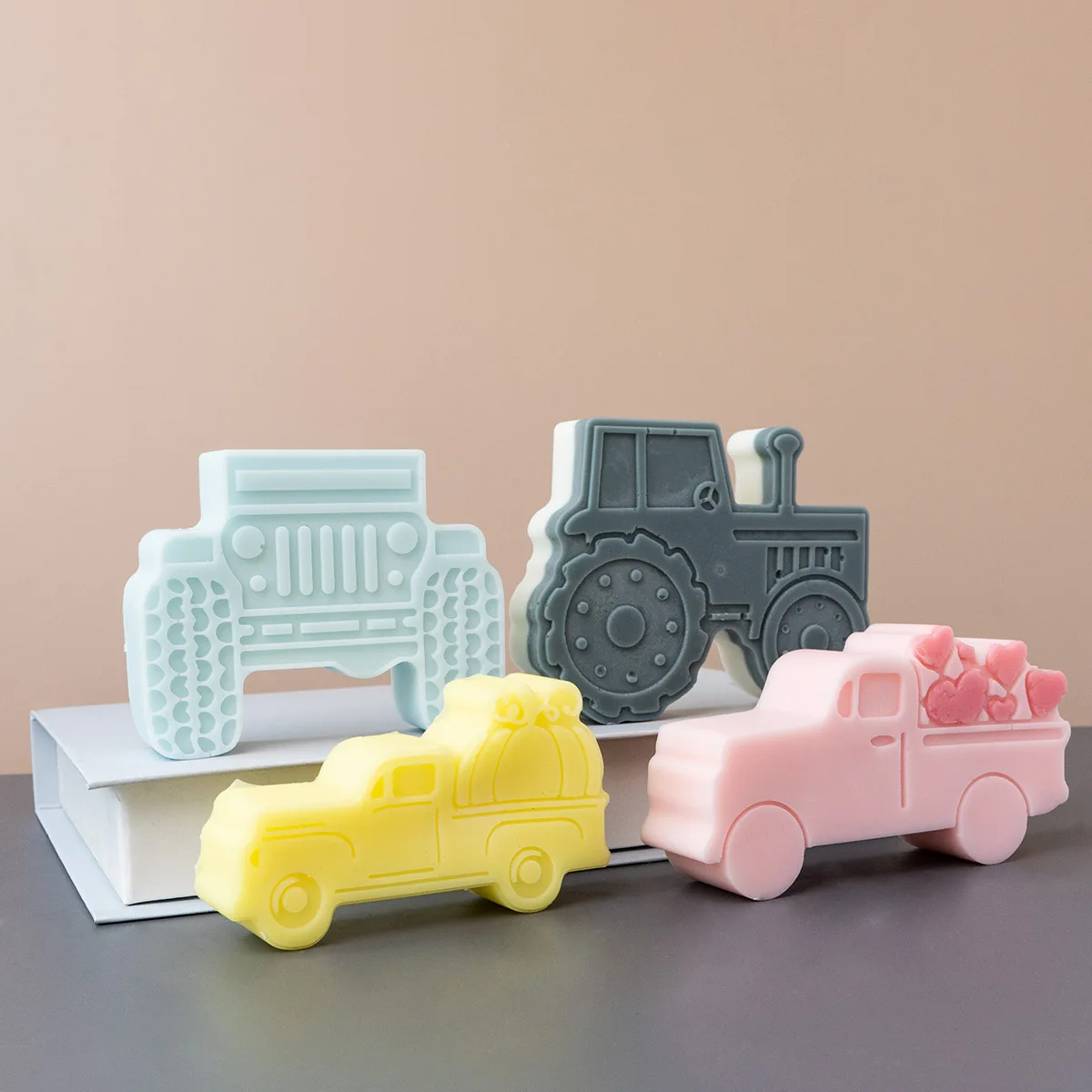 Love Gift Lorry Heart Pickup Truck Silicone Candle Mold Farm Tractor Harvester Soap Resin Mold Boy Birthday Chocolate Cake Decor