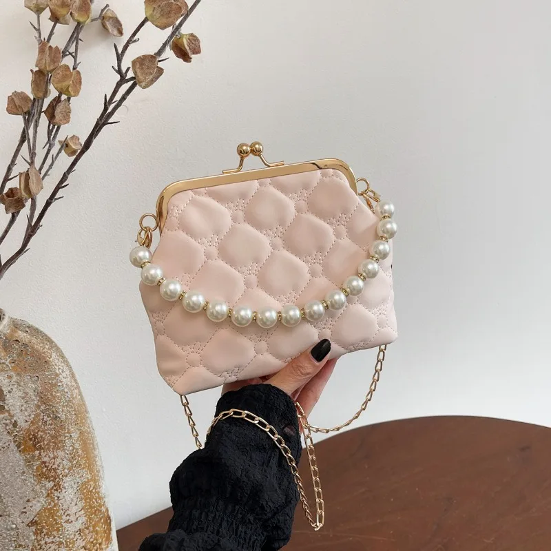 

Luxury Quilted Pearl Handbag, Vintage Kiss Lock Mini Crossbody Bag, Elegant Women's Chain Shoulder Purse For Wedding & Party