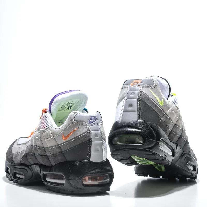 Nike Air Max 95 Abu-abu Hitam Hijau Fashion TrendyAir Cushion Nyaman Luar Ruangan Pria Wanita Sepatu Olahraga Lari Uniseks Sepatu