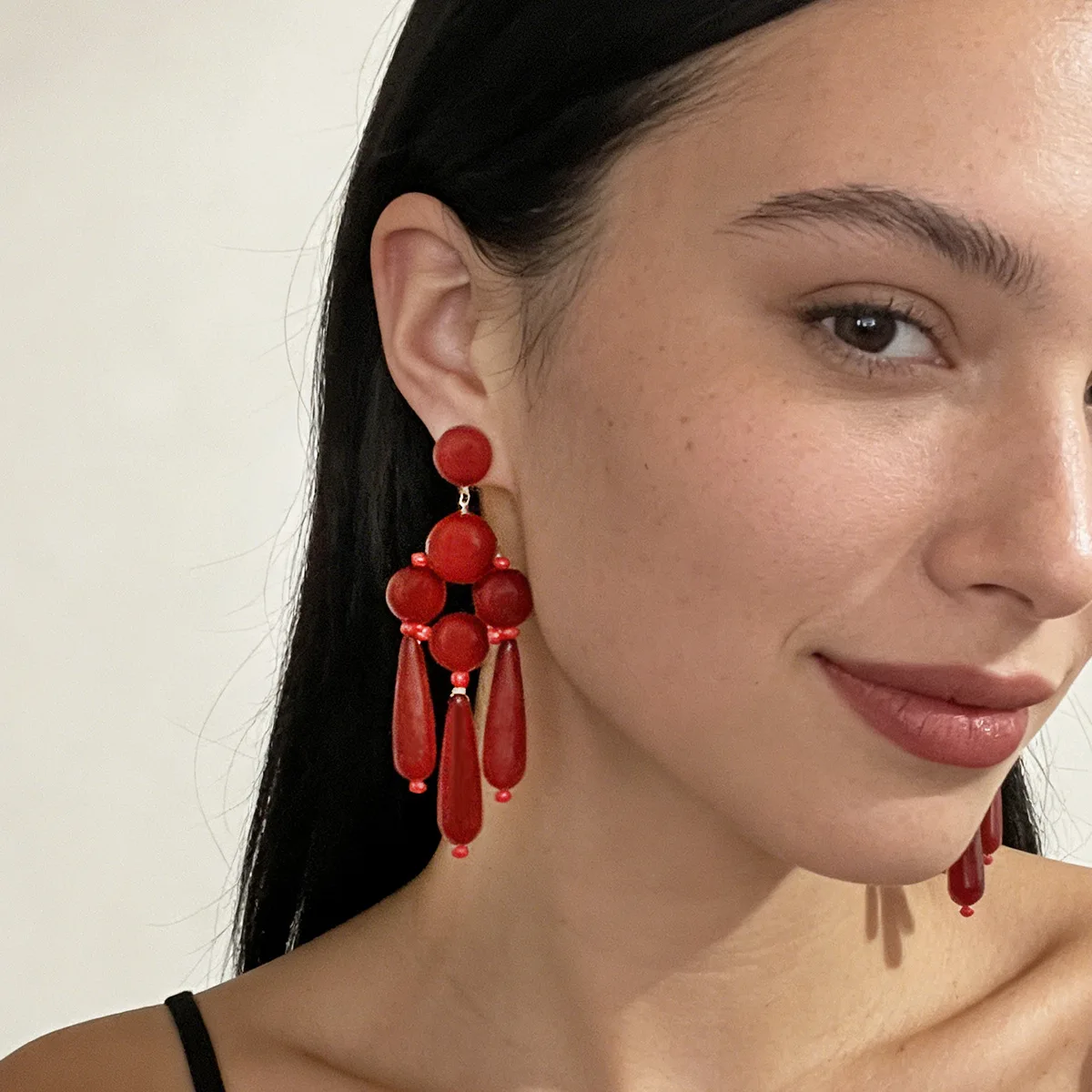 2026 Neue Vintage Rote Harzperlen Tropfen-Ohrringe für Frauen Statement-Schmuck Festliche Partygeschenke