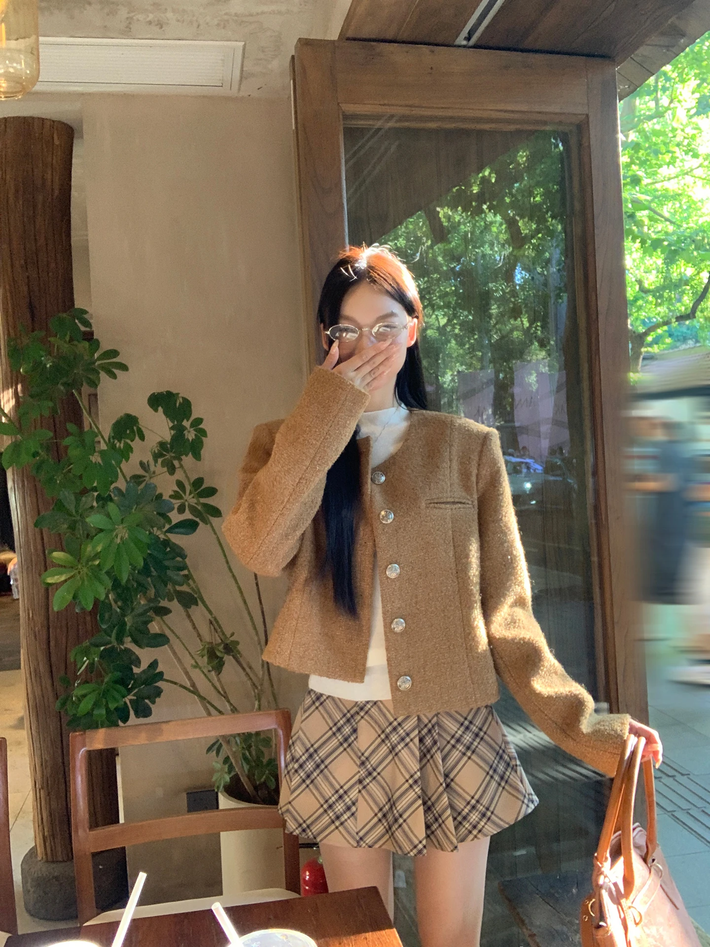 Roter Celebri-Wollmantel für Damen, Khaki, Farbe Wollmischung, Faion-Oberbekleidung, gerader Schnitt, regulär, Sve, lang, rund, Ne...