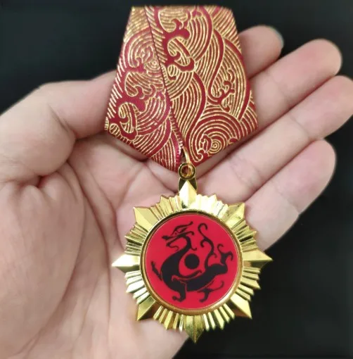 

Cultural and Creative Dragon Pattern Wave Ribbon Dragon Medal Han Dragon Tile Totem Badge Pattern PVC Alloy 5 * 10cm