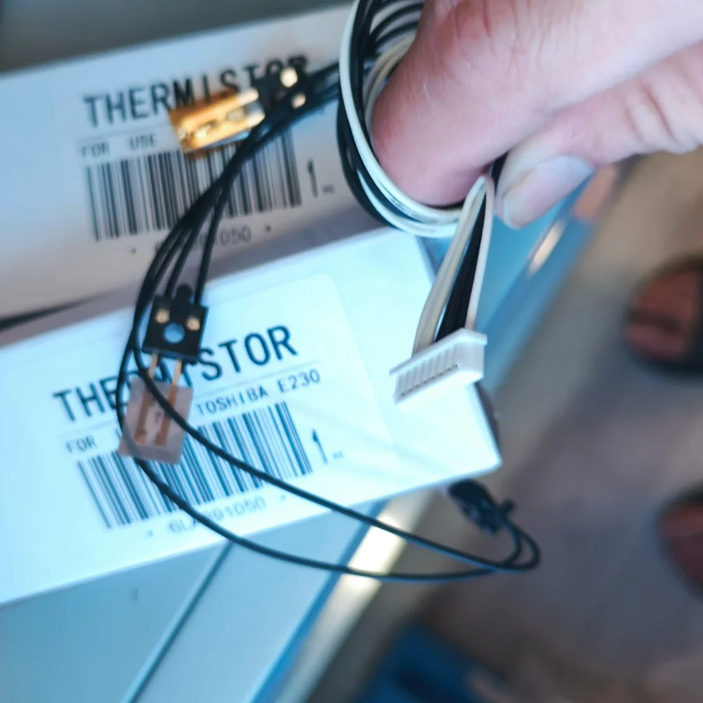 

6LA89105000 Термистор фьюзера для Toshiba E-studio 230 202 200 203 230 232 233 280 282 283 Запчасти для копировальных аппаратов