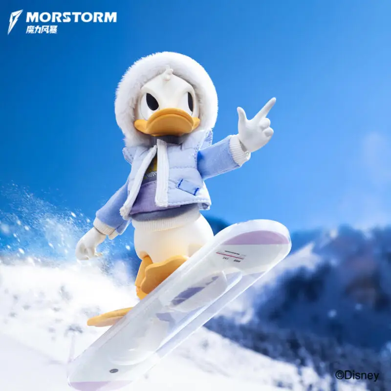 

Disney Donald Duck Wilderness Explorer Series Handmade Model Gift Giving Someone Toy Commemorative Collection Desktop Ornament