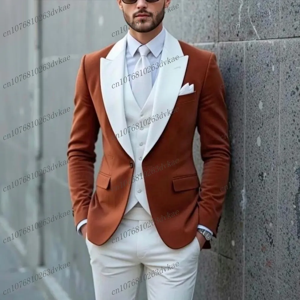 

Новый белый и коричневый мужской костюм для свадебной вечеринки, формальный жених, жених, выпускного вечера, деловые мужские смокинги, комплект из 3 предметов, куртка, жилет, брюки