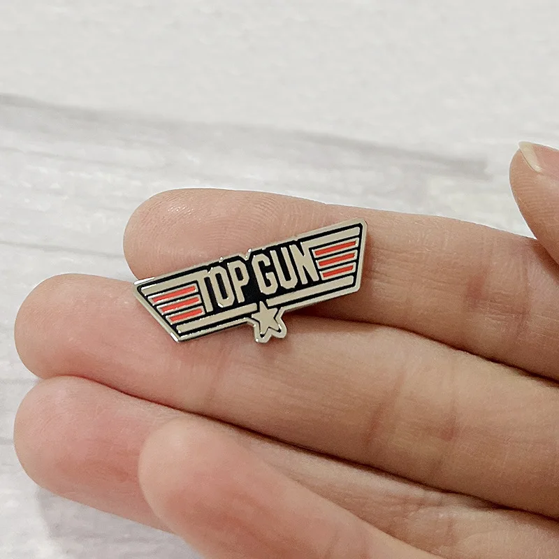 TOP GUNS Maverick Movie Enamel Pins Airplane PILOT Aviator Metal Brooch Fighter Weapons School Badge Jewellery Accessory Gifts