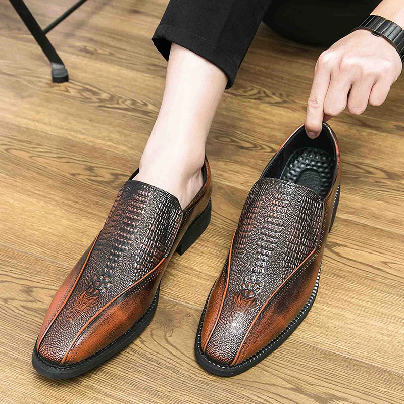 

Men Formal Shoes Crocodile Pattern Pointed Toe Leather Shoes