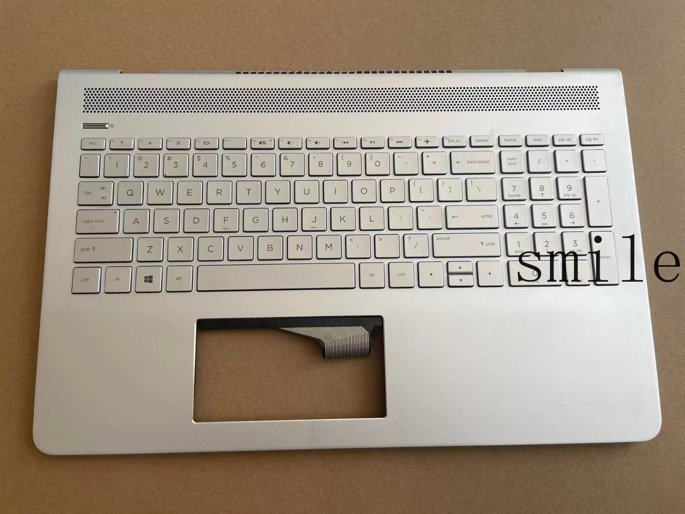 

929864-001 для HP PAVILION 15-CC TPN-Q191 C Корпус с клавиатурой (US)