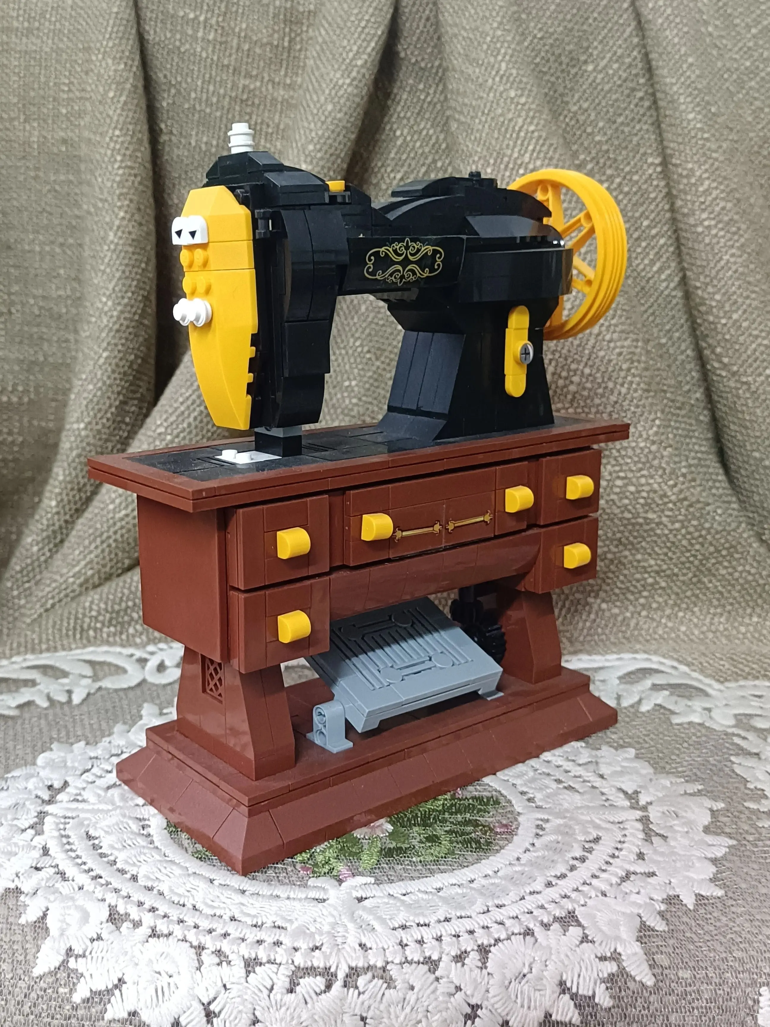 Blocs de construction de machine à coudre vintage : modèle 3D DIY pour enfants et adultes, jouet de construction, cadeau parfait pour les amateurs de vintage