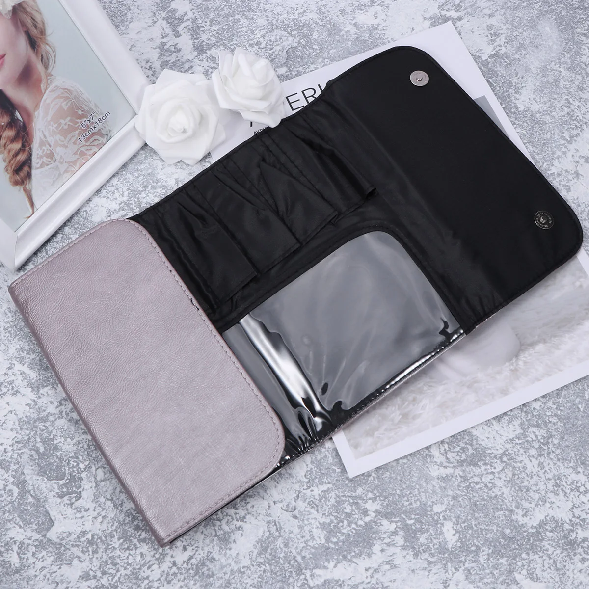 

Dusty Pink PU Brush Bag Portable Foldable Organizer Holder Travel Makeup Brush Pouch Large Woman Makeup Bag