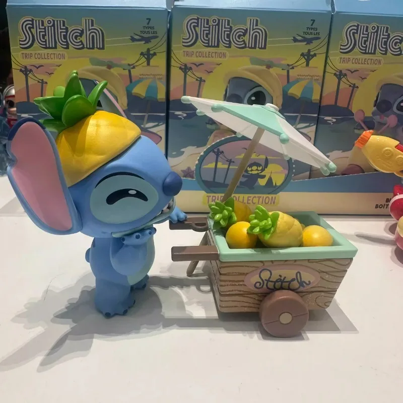 MINISO Disney Stitch Swim Series Blind Box Stitch Ornament Anime Figure ragazzi ragazze Cute Mystery Box Gift