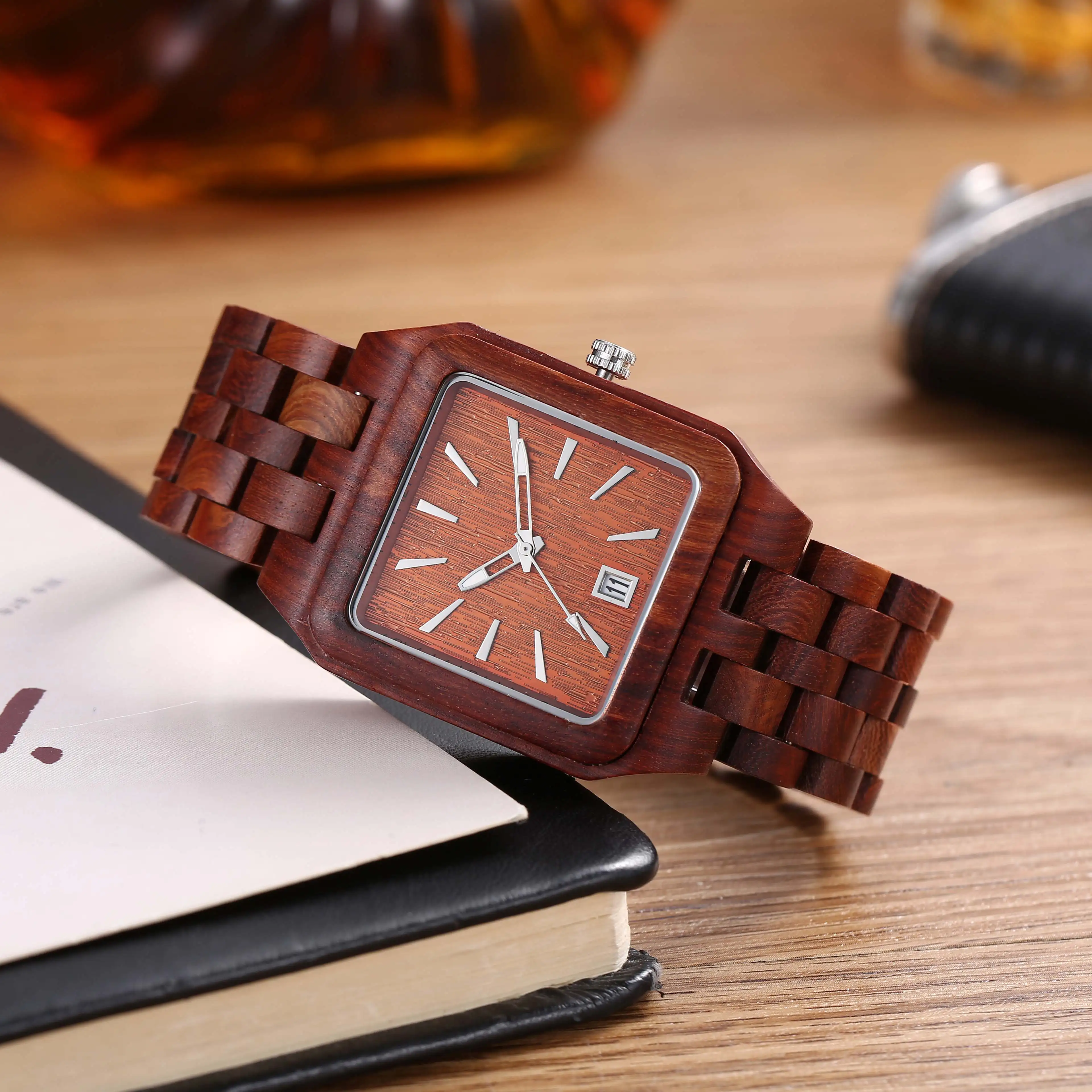 Men\'s Retro Simple Creative Lightweight Calendar Watch Dial Design Classic Fashion Pure Natural Wooden Square Watches