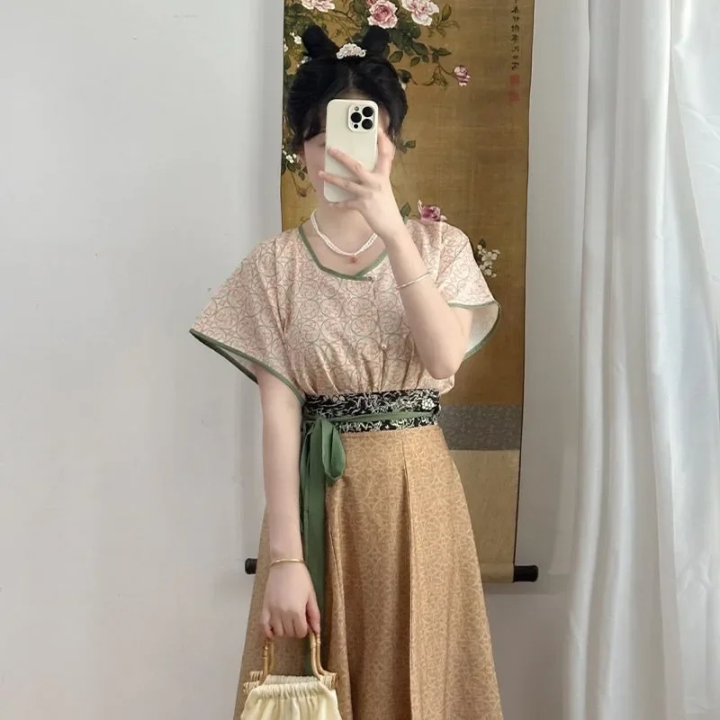 

Autumn Chinese Traditional Girls Dress Tang Dynasty Style Short Sleeved Crewneck Top Yellow Skirt Vestidos Elegantes Para Mujer