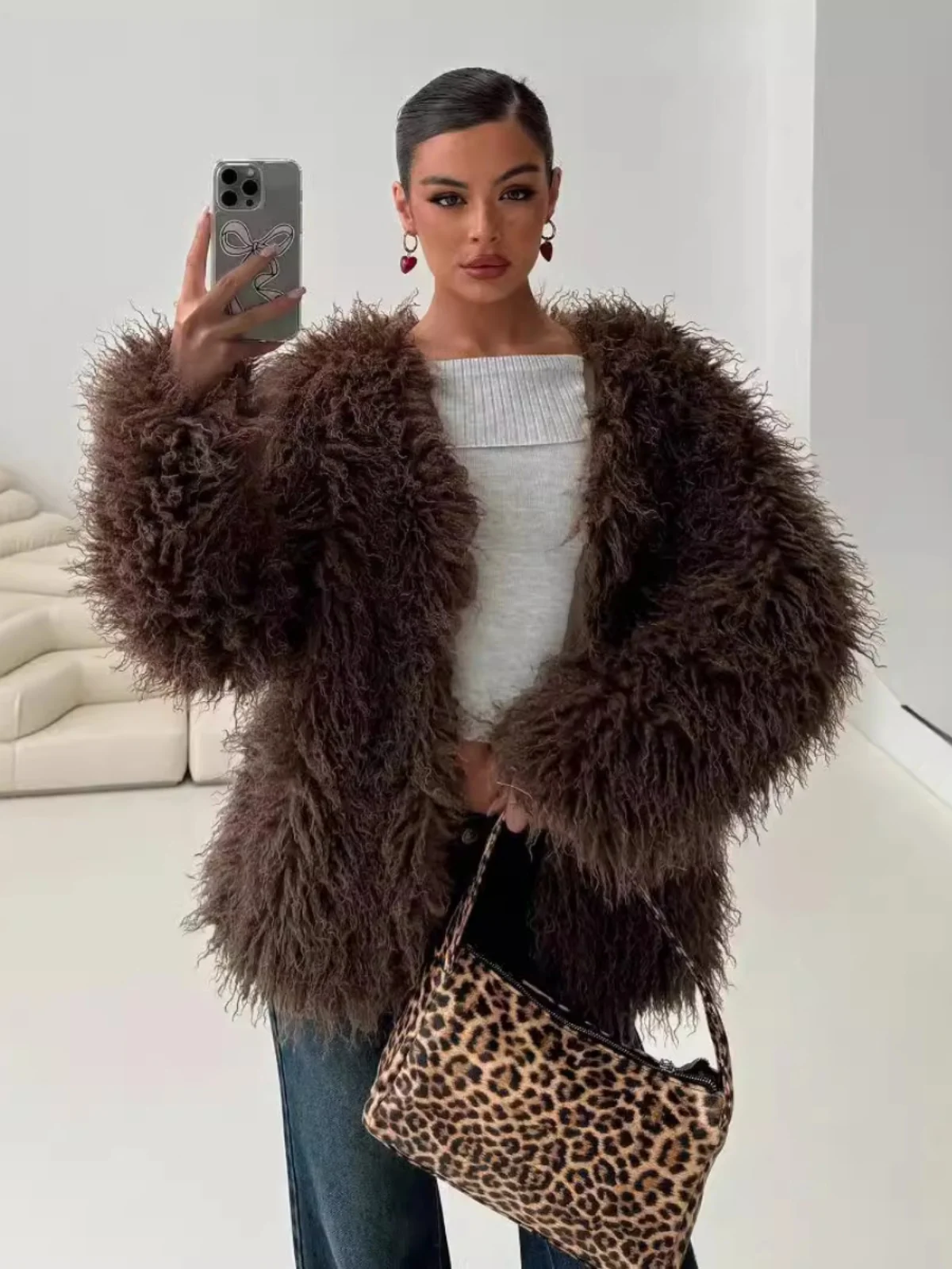 

Fashionable Autumn Winter Brown Faux Fur Jacket Artificial Hair Leather Coat round Neck Long Sleeve Commute Style Regular Length
