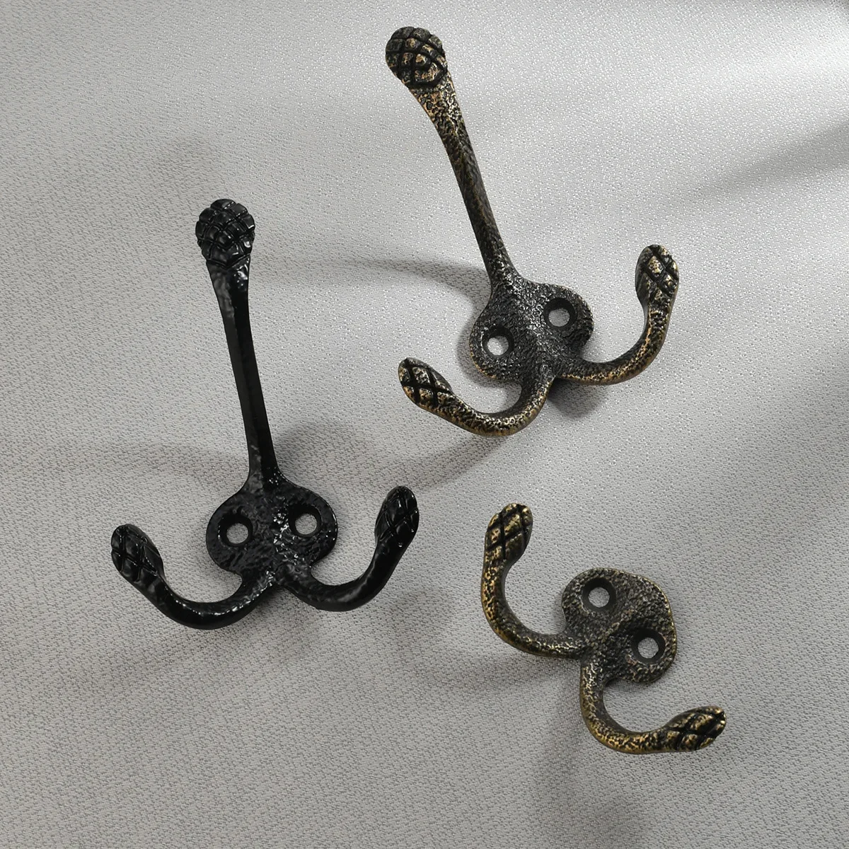 Antique Hooks, Cabinets, Wardrobes, Black Zinc Alloy Hooks, Double Hooks, Classic Patterns, Double Hooks, Exquisite Design