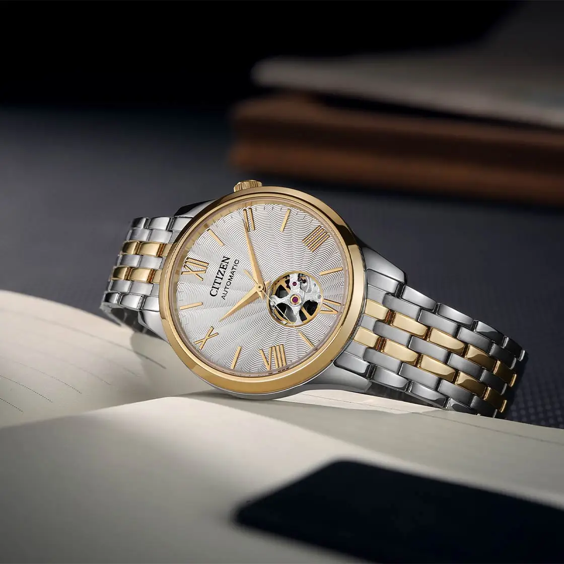 シチズンオリジナル日本自動機械式時計防水発光ビジネスレジャーメンズ腕時計 NH9136-88A