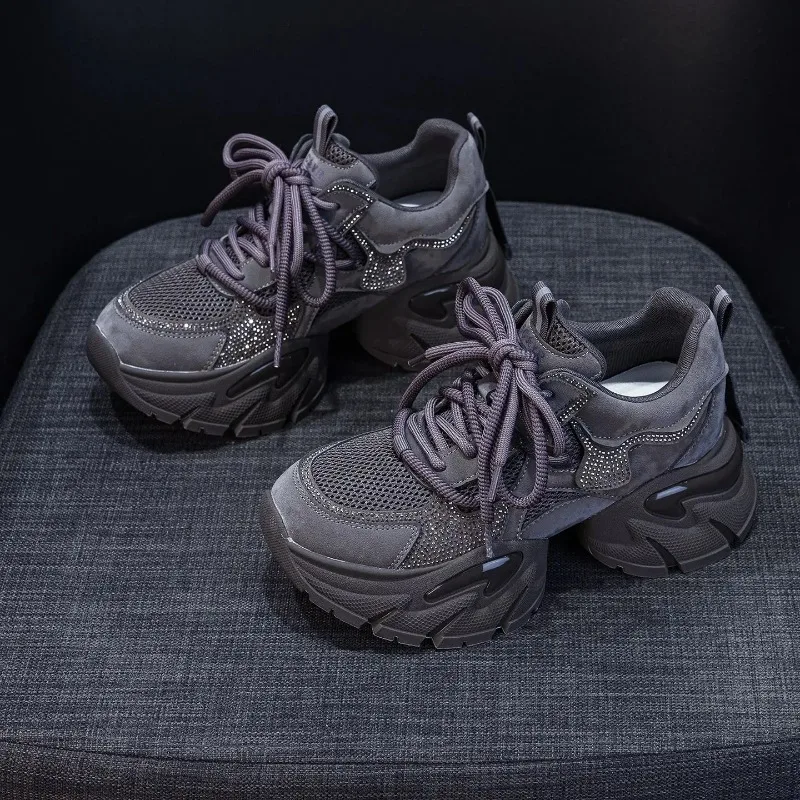 

Повседневная спортивная обувь, женская легкая модная обувь небольшого размера, осень 2023, новая универсальная спортивная обувь для отдыха с толстой подошвой